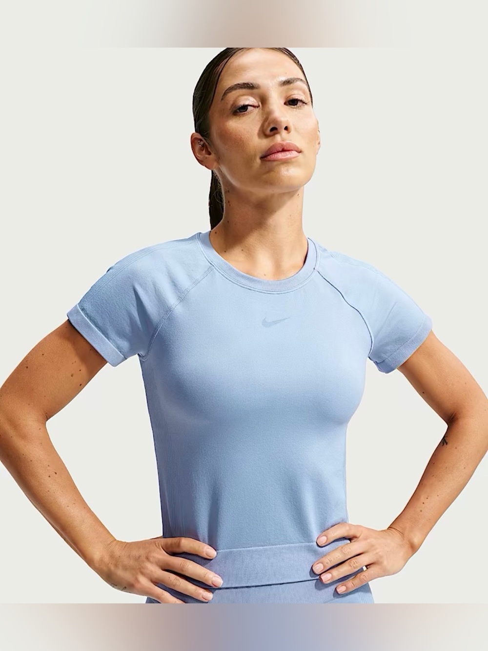 NEW! Women's Nike Pro Seamless Dri-FIT T-Shirt - Size L